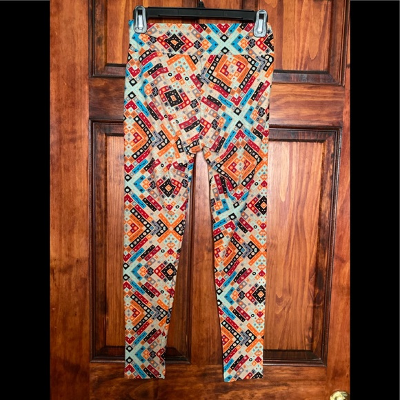LuLaRoe OS Leggings Nude Beige Constellation Print Geometric Fair Isle Pattern - Picture 4 of 13